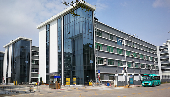 保康智慧园区幕墙维修